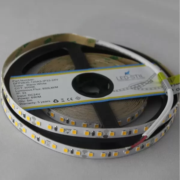 LED стрічка 24В DFP2835-120A3-IP33-24В 128-2835-24В-IP33 6Вт 850Лм Білий Теплий 3000K CRI 80 10мм