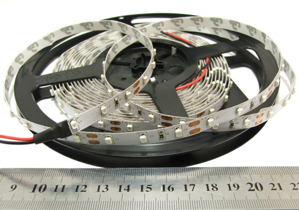 LED стрічка 12В CHINA S3528-5000-60-UB SL 4,4Вт 85Лм Синій 8мм