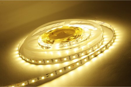 LED стрічка 12В 3528-60 ESTAR Elit 35/60Y-NWP 4,8Вт 540Лм Жовтий IP20 8мм