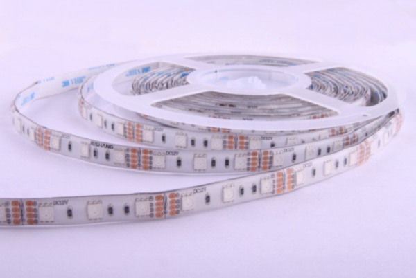 LED стрічка 12В 5050-60-IP65-RGB-10-12 RN6060AQ 14,4Вт 317Лм RGB IP65 10мм
